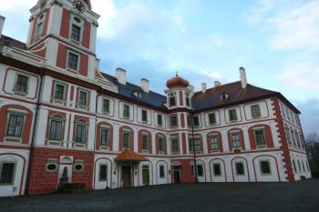 Zámek Mnichovo Hradiště (© Vlastislav Mareček, 12/2015)