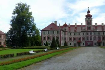 Mnichovo Hradiště (© Milan Smoleň 12/2005)