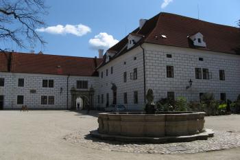 Třeboň - zámek (© Robert Šebl, 05/2008)