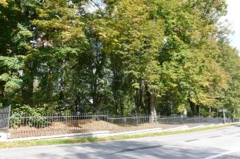 Napoleonský hřbitov (© Jaroslav Šefčík, 10/2009)