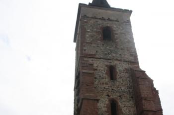 Bývalý klášterní kostel od západu ( © Ivan Grisa 08/2011)