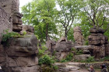 Předhradí ( © Iva Spurná 8.5.2007)