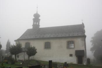 Kostel od severu ( © Ivan Grisa 09/2010)