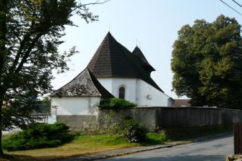 kostel sv. Filipa a Jakuba (© Jaroslav Šefčík, 10/2009)