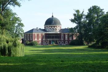  Veltrusy (© František Kinař, 11/2012)