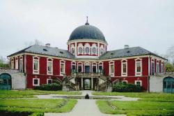 Veltrusy