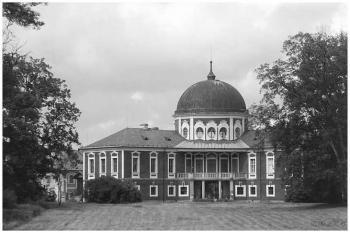 Veltrusy (© Jan Pšenička 2004 (Kin 2004))