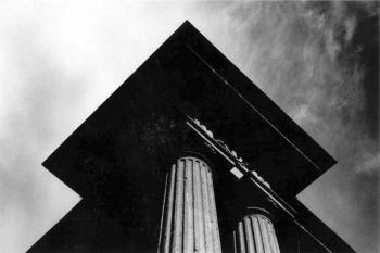 pavilon Marie Terezie - detail (© Jan Baše 03/2006)