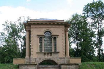 Laudonův pavilon v severovýchodní části parku (© Ivan Grisa, 07/2008)