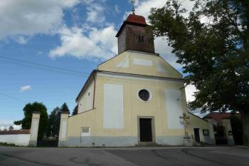 kostel sv. Petra a Pavla (© Jaroslav Šefčík, 10/2009)
