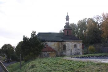 Kostel od severu ( © Ivan Grisa 10/2009)