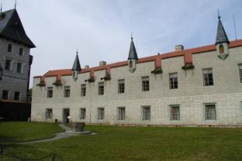 Žleby (2003 ©Martin KLIMÁNEK)