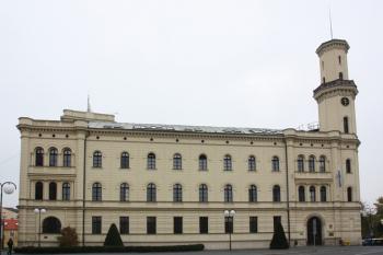 Nová radnice od západu (© Ivan Grisa 10/2009)