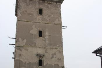Věž od východu ( © Ivan Grisa 10/2009)