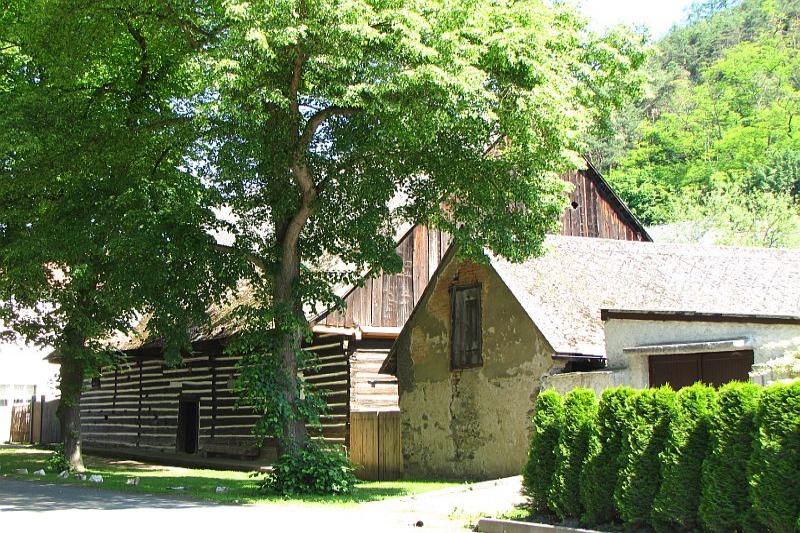 Hamousův statek
