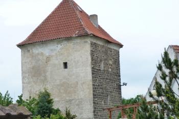 věž městského opevnění (© František Kinař, 05/2012)