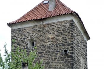 věž městského opevnění (© František Kinař, 05/2012)