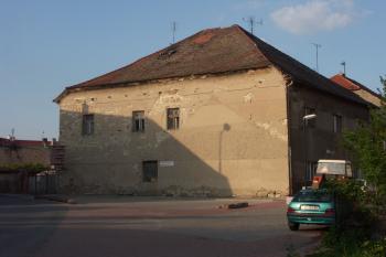 dům č. VI ( © Milan Caha 05/2008)