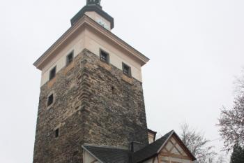 Černá věž od severovýchodu ( © Ivan Grisa 11/2009)