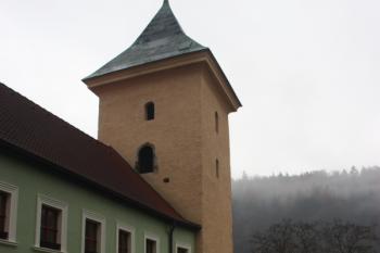 Věž u někdejší Robičské fortny: pohled od severu ( © Ivan Grisa 11/2009)