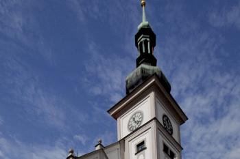 Radnice od severovýchodu. ( © Radovan Smokoň 01/2012)