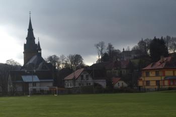 dva maršovské kostely Nanebevzetí Panny Marie ( © Milan Caha 11/2009)