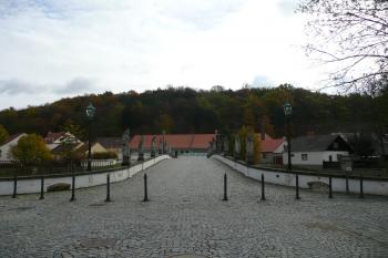 nájezd ze strany města (© David Hamza, 10/2009)