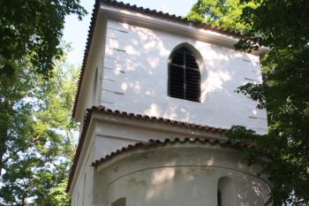 Kaple od východu ( © Ivan Grisa 07/2010)