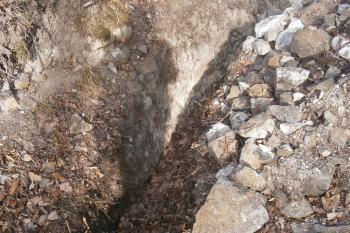 Archeologická sonda na hradě (© Johannes Cladis, 03/2017)
