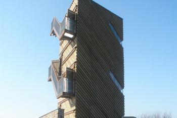  (© Jiří Suchomel, 04/2010)