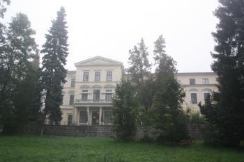 Zahradní (jižní) průčelí ( © Ivan Grisa 09/2010)