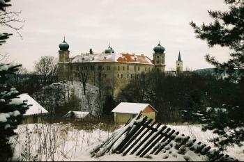 Mníšek v zimě (© Hana Kubikova 1/2005)