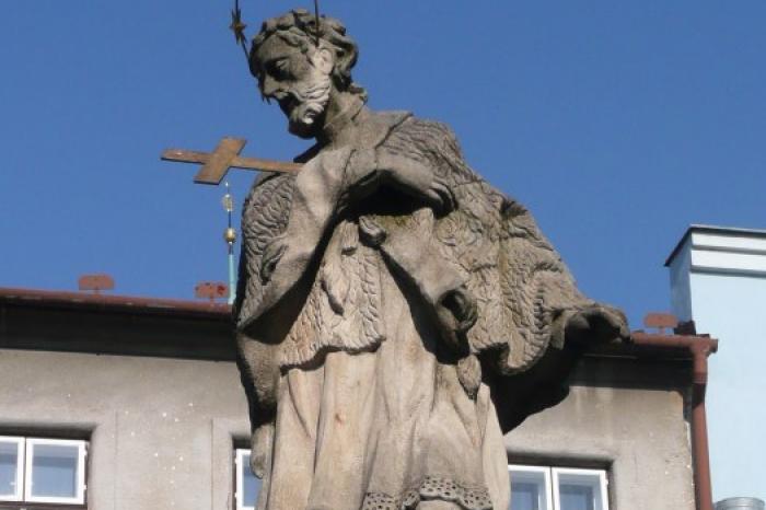 socha sv. Jana Nepomuckého