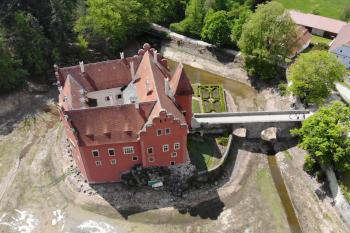 Červená Lhota bez vody ( © Jiří Čížek 05/2019)