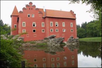 Červená Lhota - zámek. (© Štěpán Kučera 05/2006)