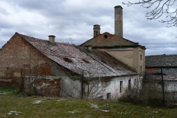 Pohled ze severu na dvůr pivovaru (© Prudký Martin, 12/2009)