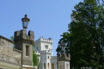 Hluboká nad Vltavou - ceska k zámku (© Pavel Jarý,  10.06.2007)