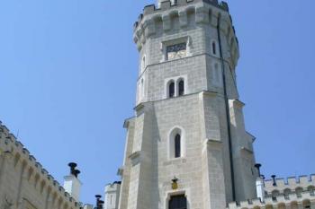 Hluboká nad Vltavou - velká zámecká věž z druhého nádvoří (© Pavel Jarý,  10.06.2007)