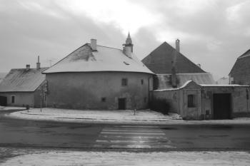Bývalý barbakan Dačické brány od severozápadu ( © Ivan Grisa 12/2009)