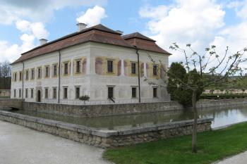 Kratochvíle (© Robert Šebl, 05/2008)