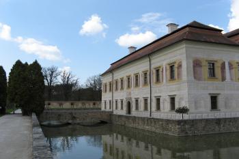 Kratochvíle (© Robert Šebl, 05/2008)