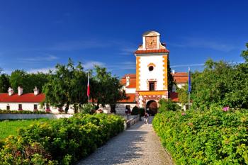 Kratochvíle (© Anton Fedorenko, 08/2011)