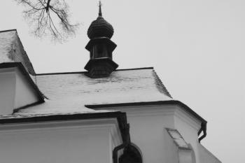 Presbytář od jihu ( © Ivan Grisa 12/2009)