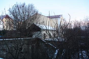 Bývalá synagoga od jihovýchodu ( © Ivan Grisa 12/2009)