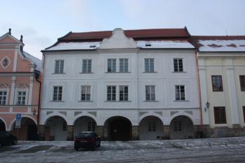 Děkanství od severu ( © Ivan Grisa 12/2009)
