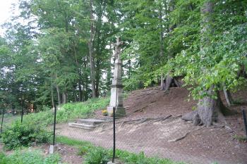 kříž na sv.úbočí (© D Dohňanský, 08/2014)