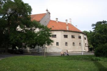pohled ze zámeckého parku ( © Milan Caha 06/2009)