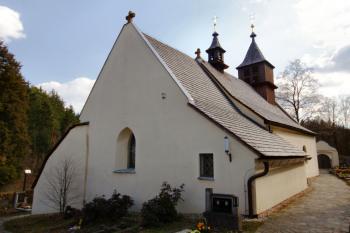 celkový pohled od severozápadu ( © Pavel Zany Komárek 4.4. 2009)
