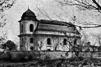kostel od jihozápadu na počátku 20. století (© Antonín Podlaha: Posvátná místa království Českého; Díl 4., Vikariáty: Kolínský a Rokycanský, Dědictví sv. Jana Nepomuckého, Praha 1910)