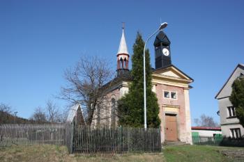 Kostel od jihozápadu ( © Ivan Grisa 04/2010)